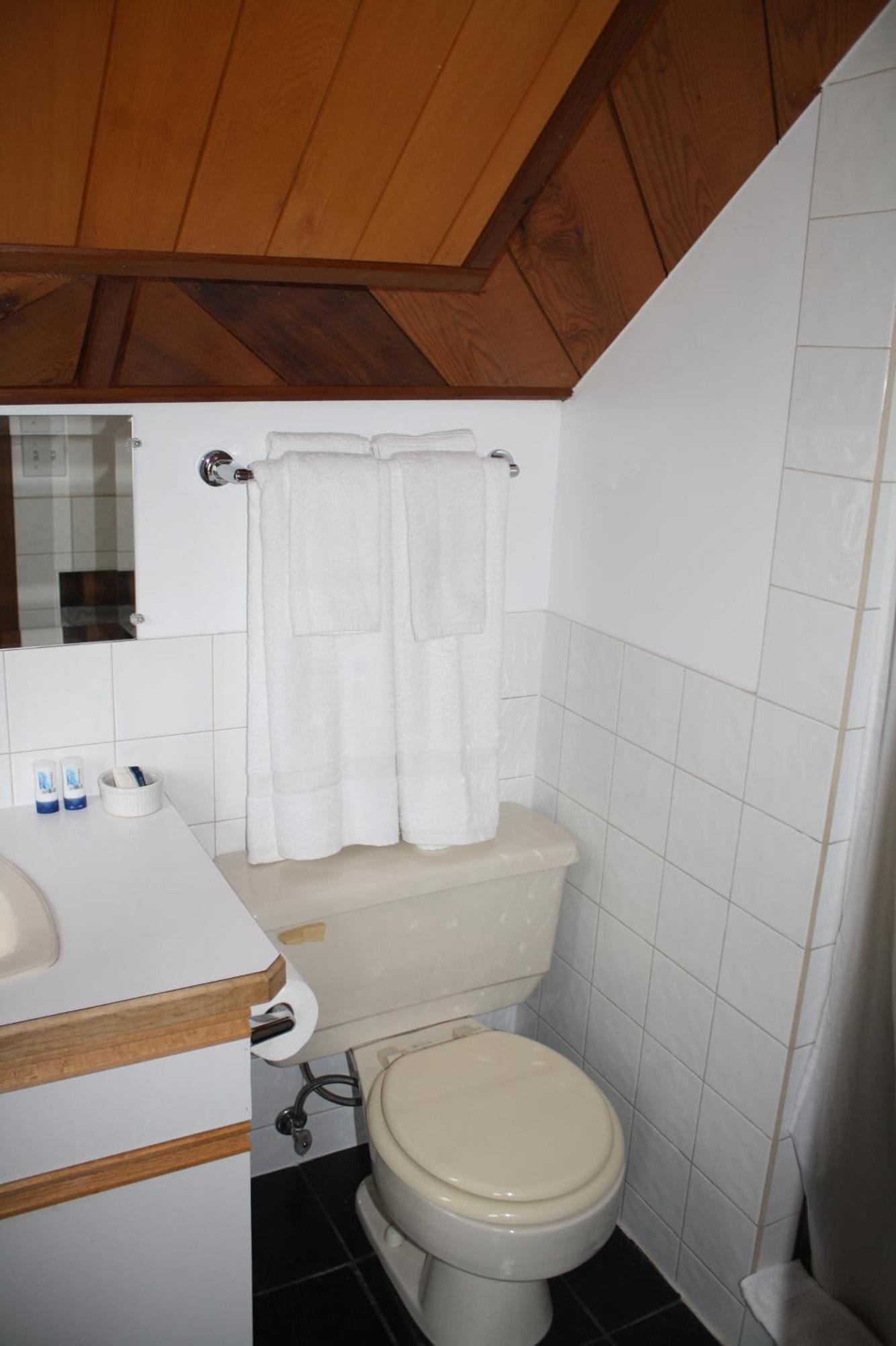 Orca Lodge Sointula Номер фото
