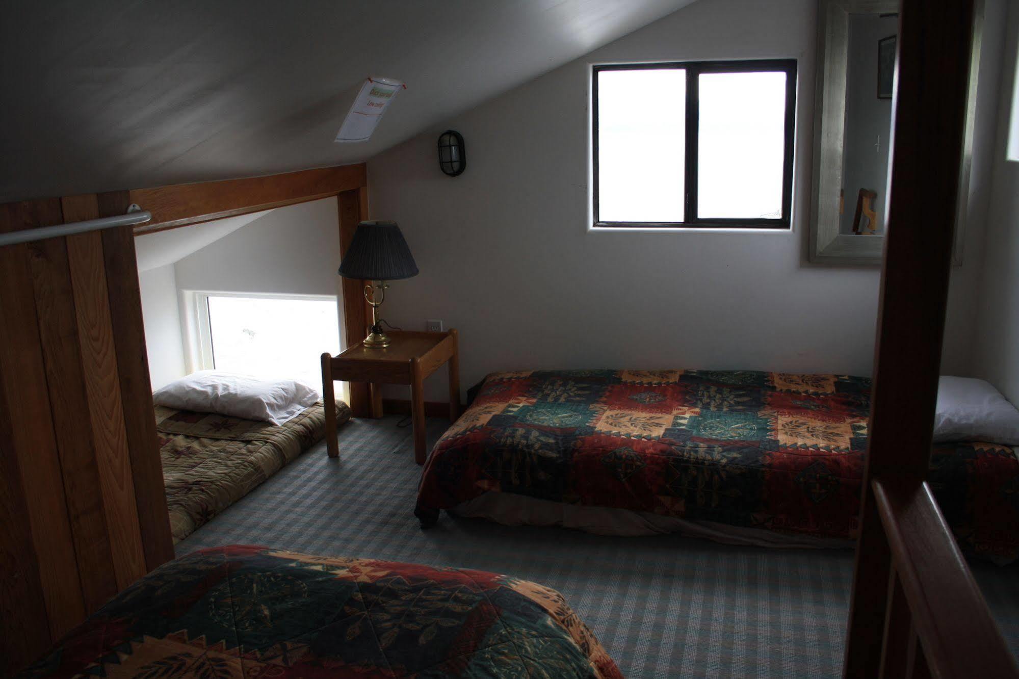 Orca Lodge Sointula Экстерьер фото